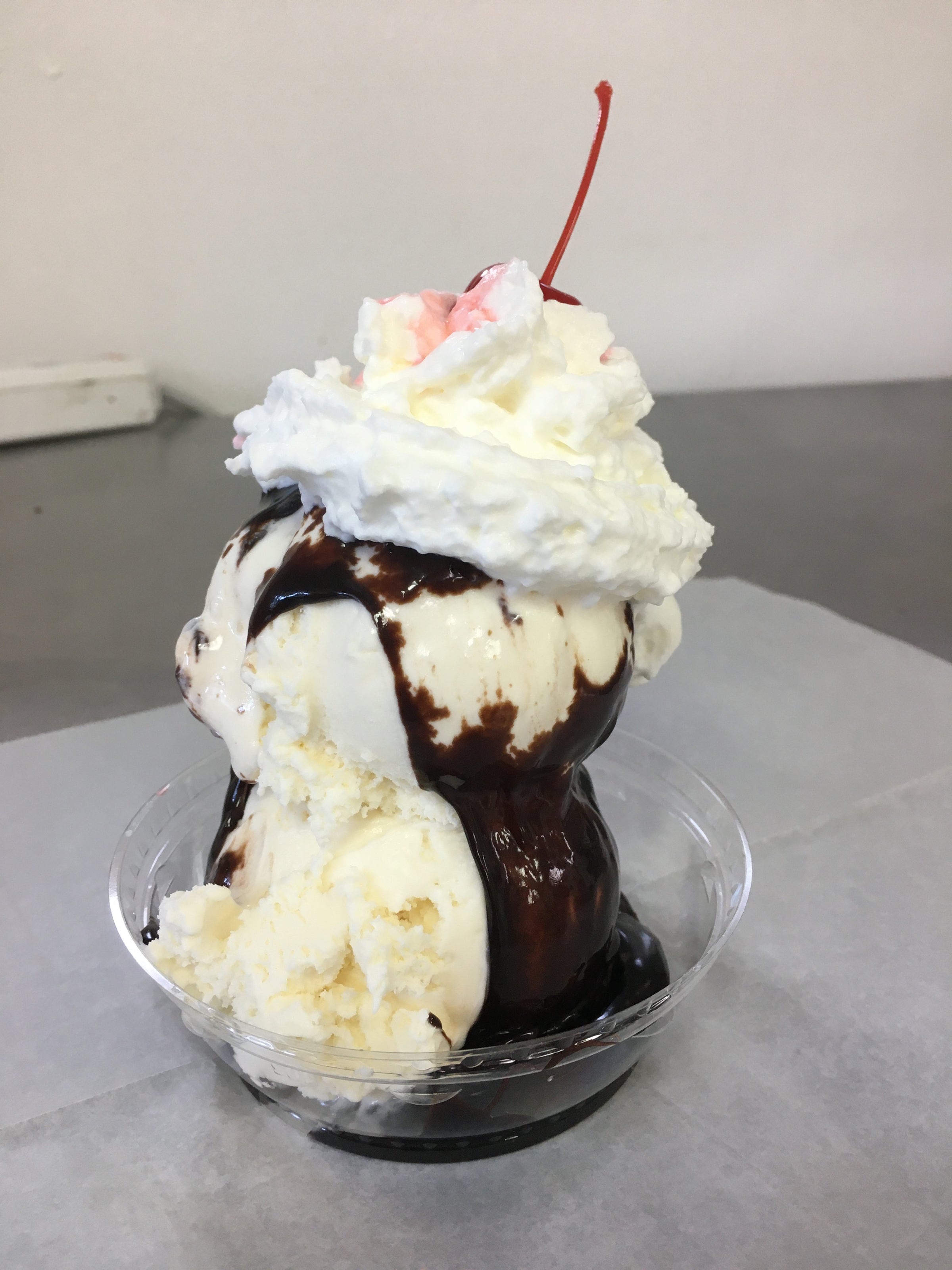 HOT FUDGE SUNDAE | Morelli's Gourmet Ice Cream