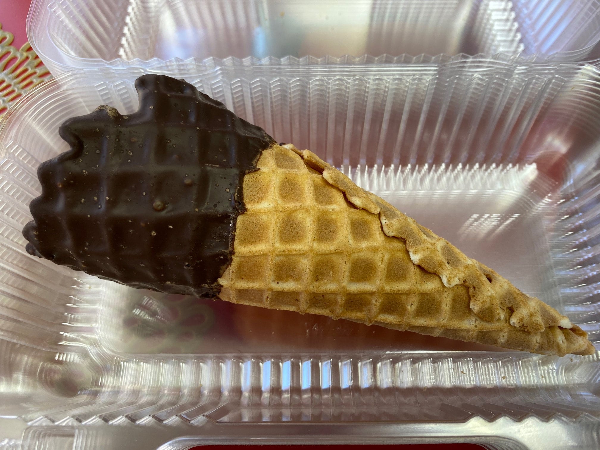 Chocolate dipped outlet ice cream cone